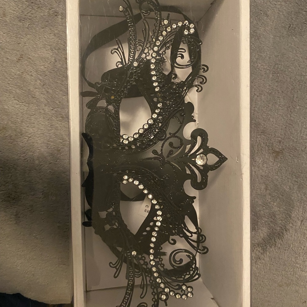 Halloween Costume Black Rhinestone Filigree Masquerade Mask -